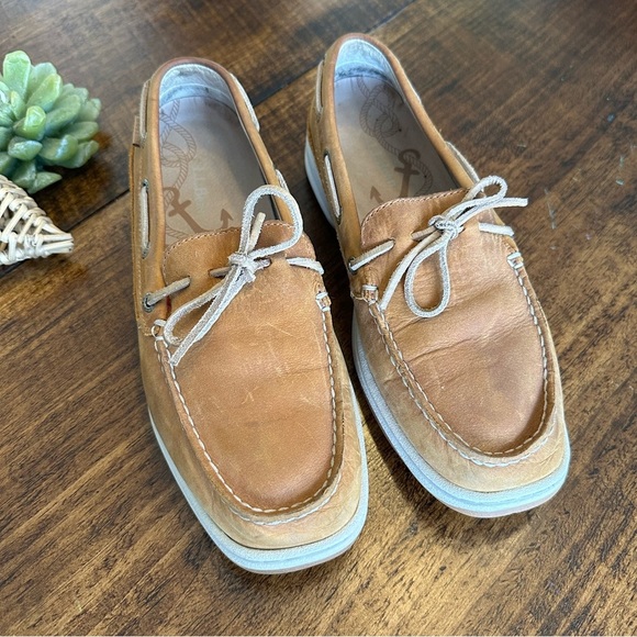 L.L. Bean | Tan Leather Boat Shoes - Picture 1 of 6